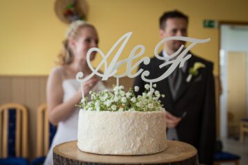 Svatební mrkvovo-kokosový dort (Paleo)
