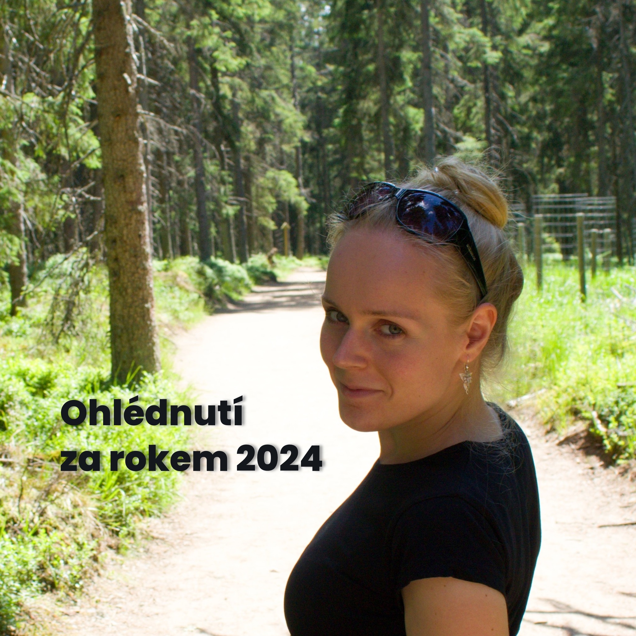 Jaké jste v roce 2024 zaznamenali úspěchy? 🤔
Pojďme je společně sdílet. 😉
 
Za sebe mám největší radost z následujících.

👩‍🏫 Uspořádala jsem hned několik živých kurzů kritického myšlení pro různé cílové skupiny (učitele, knihovníky, širokou veřejnost). 
Svůj kurz jsem postupně dovedla k dokonalosti a natočila ho pro @skillmea.cz, kde si ho teď může pustit úplně kdokoli a kdykoli.

👩‍💻 Nastoupila jsem do @ntkcz jako člen týmu pro podporu Open Science.

🧍‍♀️ Konečně jsem se zbavila kil nabraných ve druhém těhotenství a zase se vejdu do svého oblečení.

✍️ Díky LinkedInu a moudrým radám @digiholkacz, jak s ním pracovat, jsem navázala skvělou spolupráci s @bartolkm, díky které nyní pravidelně píšu články pro @nutricni_institut.

💪 Vrátila jsem se k pravidelnému silovému tréninku.

🍇 Prošla jsem tříměsíčním kurzem pro nutriční poradce od Nutričního institutu, úspěšně složila zkoušku a nyní je ze mě certifikovaná výživová poradkyně.

🤗 Co se příspěvků zde na IG a na mém blogu týče, největší radost mám z článku "Fakta o autoimunitním protokolu, aneb co vám AIP kouči neřeknou", který jsem pro vás chystala opravdu dlouho. O to víc, že u vás měl značný úspěch.

A co vy? Co se vám v roce 2024 povedlo?
👇 Pochlubte se v komentářích.

#uspechy #sdileni #rok2024 #ohlednuti